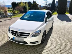 Weiß Gebraucht 2011 Mercedes B200 Exclusive Van / Kleinbus | 9.990 € (Etwas zu teuer)
