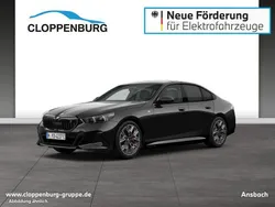 Schwarz Neu 2025 BMW i5 M Sport Limousine | 74.180 € (Teuer)
