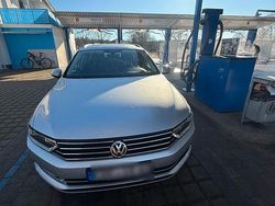Grau Gebraucht 2017 VW Passat Limousine | 8.500 € (Fairer Preis)