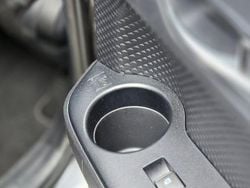 Grau Gebraucht 2019 Toyota C-HR Club SUV | 20.250 € (Etwas zu teuer)