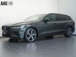 Grau Gebraucht 2021 Volvo V60 R-Design Kombi | 29.950 € (Guter Preis)