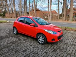 Rot Gebraucht 2009 Mazda 2 Kleinwagen | 1.990 € (Guter Preis)