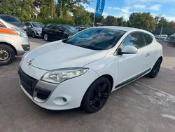 Weiß Gebraucht 2009 Renault Mégane III Dynamique Coupé | 3.950 € (Guter Preis)