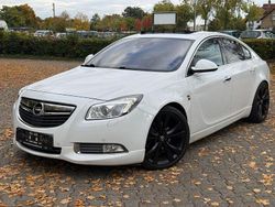 Weiß Gebraucht 2012 Opel Insignia OPC Limousine | 3.999 € (Fairer Preis)
