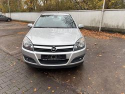Silber Gebraucht 2007 Opel Astra Edition Limousine | 1.800 € (Guter Preis)