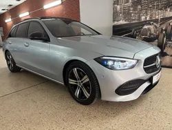 Silber Gebraucht 2022 Mercedes C200 Limousine | 28.990 € (Fairer Preis)
