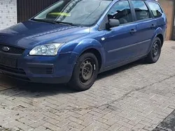 Blau Gebraucht 2006 Ford Focus Kombi | 1.300 € (Fairer Preis)