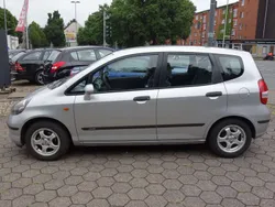 Silber Gebraucht 2002 Honda Jazz ES Kleinwagen | 2.299 € (Teuer)
