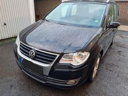 Schwarz Gebraucht 2008 VW Touran Highline Van / Kleinbus | 4.290 € (Guter Preis)