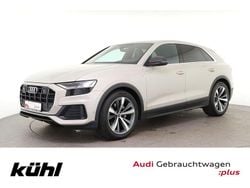 Vikunjabeige metallic Gebraucht 2022 Audi Q8 S-Line SUV | 59.980 € (Superpreis)