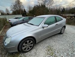 Silber Gebraucht 2003 Mercedes C180 Coupé | 700 € (Superpreis)