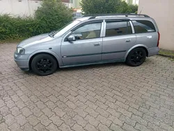 Grau Gebraucht 2003 Opel Astra Kombi | 1.500 € (Etwas zu teuer)