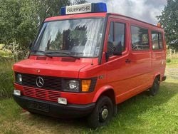 Rot Gebraucht 1992 Mercedes T1 Van | 5.000 €