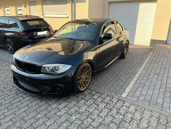 Schwarz Gebraucht 2012 BMW 135 Sport Line Kleinwagen | 21.000 €