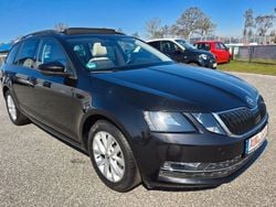 Schwarz Gebraucht 2017 Skoda Octavia Style Kombi | 10.999 € (Guter Preis)
