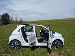 Weiß Gebraucht 2018 Renault Twingo LIMITED Kleinwagen | 6.700 € (Guter Preis)