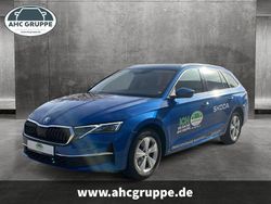 Blau Gebraucht 2024 Skoda Octavia Exclusive Kombi | 34.750 € (Fairer Preis)