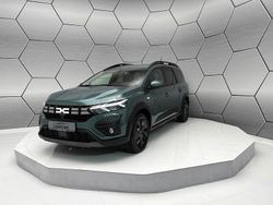 Grün Neu 2025 Dacia Jogger Expression Limousine | 21.190 € (Guter Preis)
