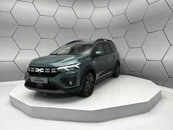 Grün Neu 2025 Dacia Jogger Expression Limousine | 21.190 € (Guter Preis)