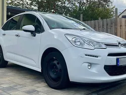 Weiß Gebraucht 2015 Citroën C3 SELECTION Kleinwagen | 6.400 € (Etwas zu teuer)