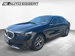 Schwarz Gebraucht 2024 BMW 520 Comfort Edition Limousine | 48.450 € (Guter Preis)