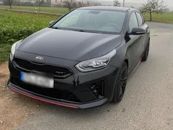 Schwarz Gebraucht 2019 Kia ProCeed 2 Kleinwagen | 21.000 € (Fairer Preis)