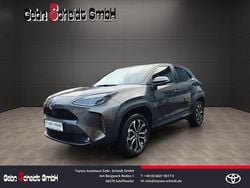 Marlingrau metallic Gebraucht 2023 Toyota Yaris Hybrid Connect Style | 22.488 € (Fairer Preis)