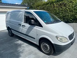 Weiß Gebraucht 2006 Mercedes Vito Van / Kleinbus | 5.300 €