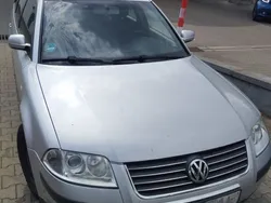 Silber Gebraucht 2002 VW Passat Limousine | 550 € (Superpreis)