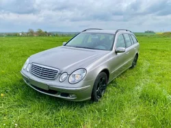 Silber Gebraucht 2004 Mercedes E220 Kombi | 3.999 € (Etwas zu teuer)