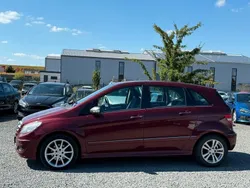 Rot Gebraucht 2006 Mercedes B180 Van / Kleinbus | 1.900 € (Fairer Preis)