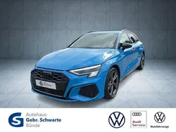 Blau Gebraucht 2021 Audi A3 Sportback e-tron S-Line Limousine | 22.940 € (Guter Preis)
