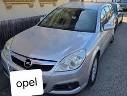 Silber Gebraucht 2005 Opel Vectra Elegance Kombi | 1.500 € (Etwas zu teuer)