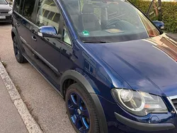 Blau Gebraucht 2008 VW Touran Cross Edition Van / Kleinbus | 4.500 € (Guter Preis)