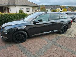 Schwarz Gebraucht 2016 Skoda Superb Kombi | 13.999 € (Fairer Preis)