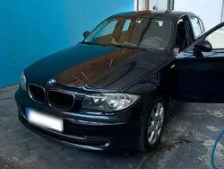 Blau Gebraucht 2008 BMW 116 Kleinwagen | 3.500 €