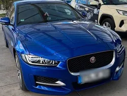 Blau Gebraucht 2017 Jaguar XE Limousine | 21.500 € (Fairer Preis)