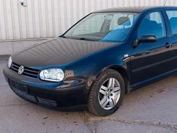 Schwarz Gebraucht 2002 VW Golf IV Limousine | 2.399 € (Fairer Preis)