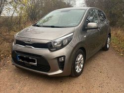 Silber Gebraucht 2017 Kia Picanto DREAM-TEAM Edition Kleinwagen | 8.800 € (Fairer Preis)