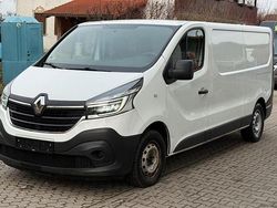 Weiß Gebraucht 2020 Renault Trafic Komfort Van / Kleinbus | 11.246 € (Guter Preis)