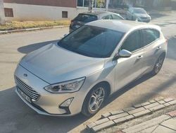 Silber Gebraucht 2019 Ford Focus Trend Limousine | 7.800 € (Fairer Preis)
