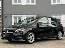 Kosmosschwarz Gebraucht 2015 Mercedes B220 Urban Van / Kleinbus | 15.490 € (Fairer Preis)