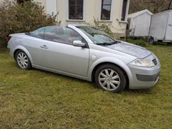 Grau Gebraucht 2005 Renault Mégane Cabriolet Cabrio | 1.200 € (Guter Preis)