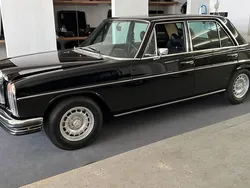 Schwarz Gebraucht 1973 Mercedes W114 Limousine | 125.000 €