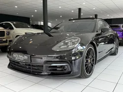 Schwarz Gebraucht 2017 Porsche Panamera 4S Chrono Limousine | 61.490 € (Fairer Preis)