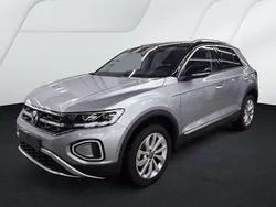 Silber Gebraucht 2024 VW T-Roc Style SUV | 32.200 € (Fairer Preis)