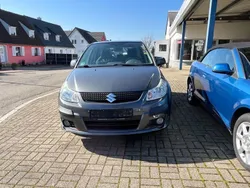 Grau Gebraucht 2011 Suzuki SX4 City Limousine | 6.700 € (Etwas zu teuer)