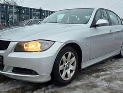Silber Gebraucht 2007 BMW 318 Advantage Limousine | 2.990 € (Guter Preis)