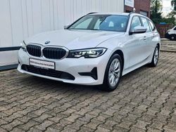 Weiß Gebraucht 2020 BMW 320 Sport Line Limousine | 25.998 € (Guter Preis)