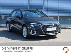 Grau Gebraucht 2022 Audi A3 Sportback Advanced Kleinwagen | 24.940 € (Guter Preis)